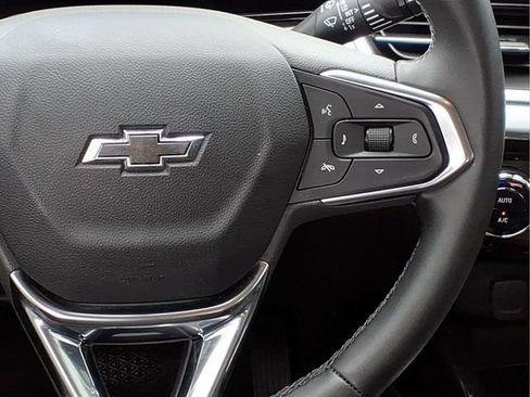 Used 2026 Chevrolet Trax LT w/ Driver Confidence Package FWD image 8