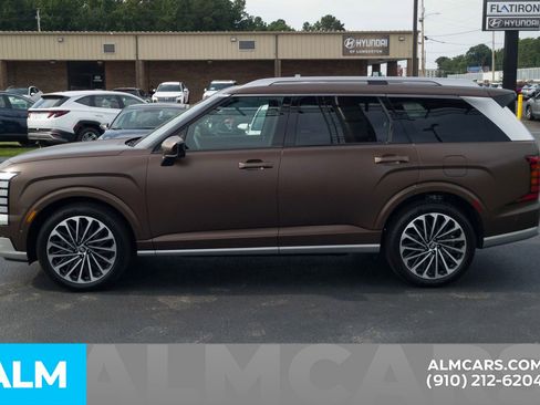 Used 2026 Hyundai Palisade Calligraphy FWD image 12