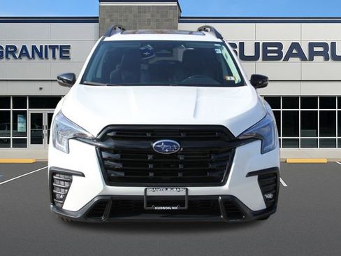 Used 2023 Subaru Ascent Onyx Edition image 5