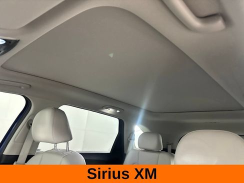 Used 2023 Kia Sorento SX AWD/4WD image 14