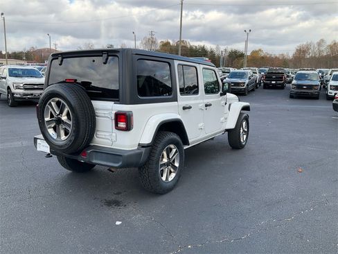 Used 2020 Jeep Wrangler Unlimited Sahara image 5