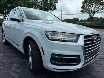 Used 2019 Audi Q7 3.0T Prestige w/ Prestige Package