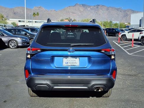 Used 2026 Subaru Forester Premium AWD/4WD image 10