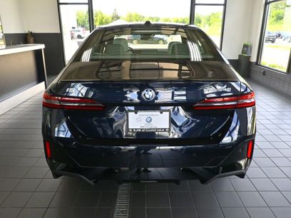 New 2024 BMW i5 eDrive40i w/ Executive Package