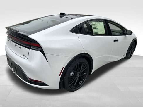 New 2026 Toyota Prius AWD image 5