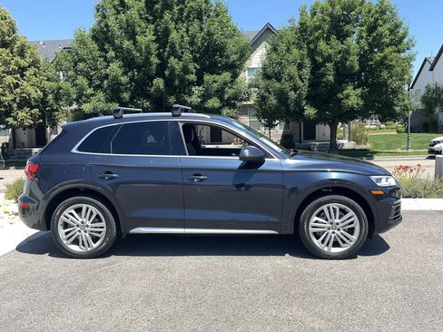 Used 2020 Audi Q5 2.0T Premium Plus w/ Premium Plus Package AWD/4WD image 7
