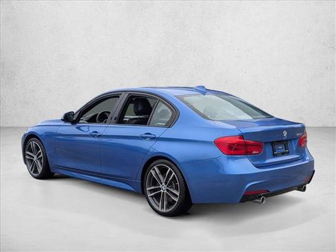 Used 2018 BMW 340i Sedan w/ Executive Package image 7