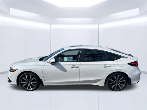 Certified 2024 Honda Civic EX-L image 2