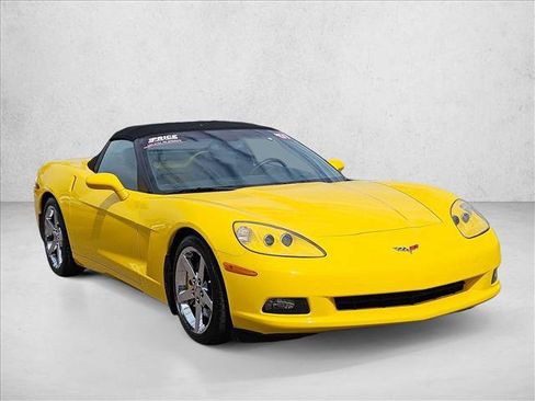 Used 2007 Chevrolet Corvette Convertible w/ Preferred Equipment Group RWD image 3