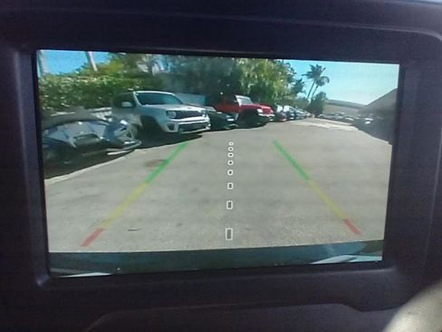 Used 2020 Jeep Renegade Latitude w/ Cold Weather Group image 25