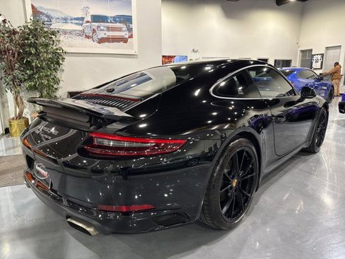 Used 2018 Porsche 911 Carrera image 34