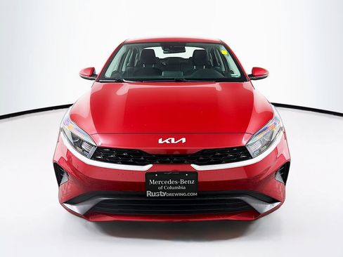 Used 2024 Kia Forte LXS FWD image 2