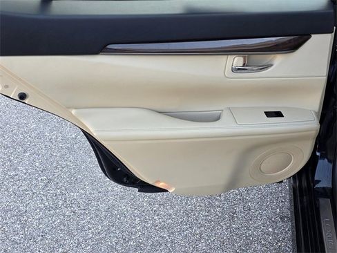 Used 2014 Lexus ES 350 image 30