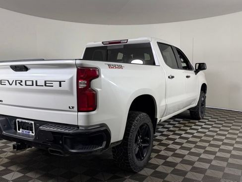 Used 2020 Chevrolet Silverado 1500 LT Trail Boss AWD/4WD image 9
