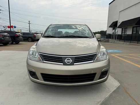 Used 2009 Nissan Versa Sedan w/ Convenience Pkg FWD image 2