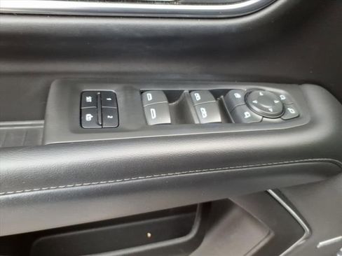 Used 2022 Chevrolet Tahoe Z71 w/ Z71 Off-Road Package image 26