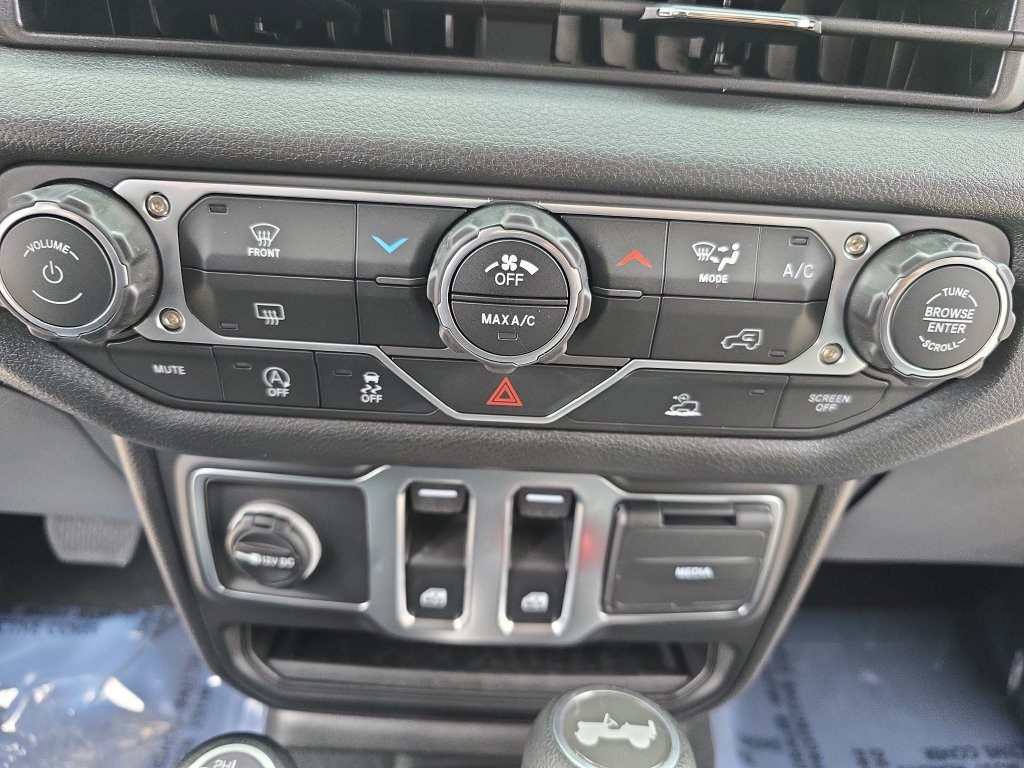 New 2026 Jeep Wrangler Sport AWD/4WD image 21