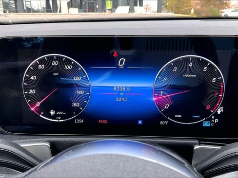 Certified 2025 Mercedes-Benz GLB 250 image 25