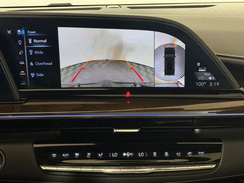 Used 2023 Cadillac Escalade Sport Platinum w/ LPO, ONYX Package AWD/4WD image 21