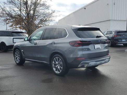 New 2026 BMW X5 xDrive50e AWD/4WD image 2