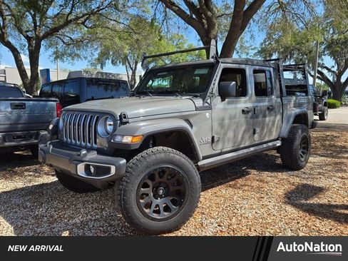 Used 2022 Jeep Gladiator Overland image 1