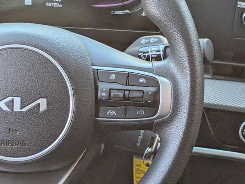 Certified 2024 Kia Sportage LX image 18