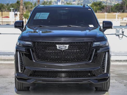 Used 2024 Cadillac Escalade V w/ LPO, ONYX Package AWD/4WD image 3