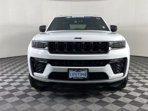 New 2026 Jeep Grand Cherokee Limited Reserve AWD/4WD image 14