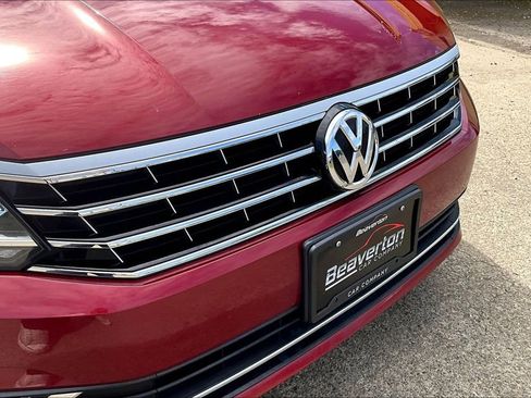 Used 2016 Volkswagen Passat 1.8T S image 32