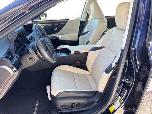 Certified 2025 Lexus ES 350 w/ Premium Package FWD image 20