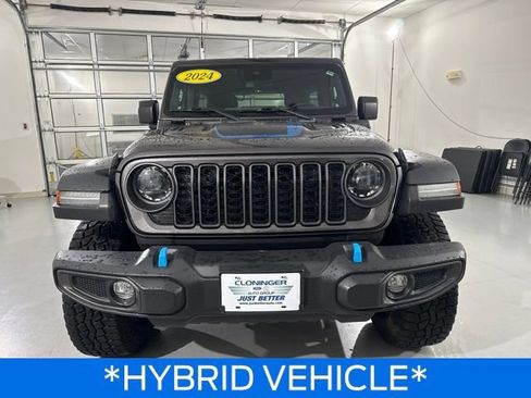 Used 2024 Jeep Wrangler Unlimited Rubicon 4xe AWD/4WD image 2
