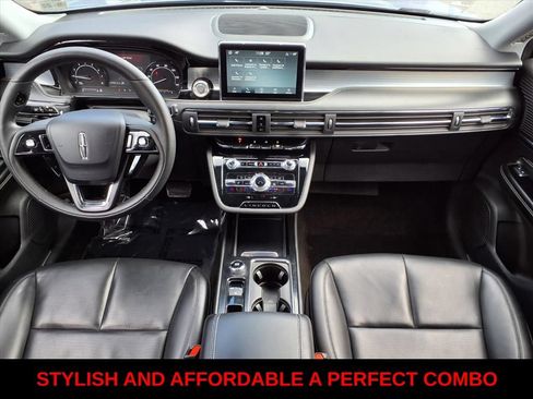 Used 2022 Lincoln Corsair AWD w/ Equipment Group 101A image 9