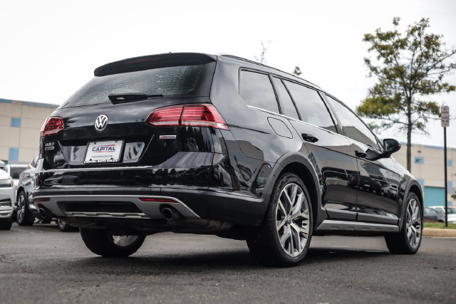 Used 2019 Volkswagen Golf Alltrack SE AWD/4WD image 25