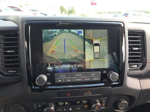 Used 2022 Nissan Frontier Pro-X RWD image 19
