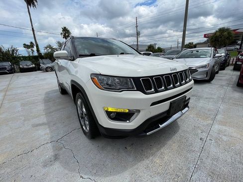Used 2020 Jeep Compass Limited AWD/4WD image 4