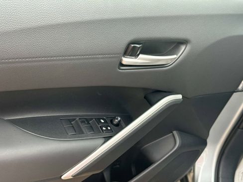 Used 2026 Toyota Corolla Cross XLE w/ Convenience Package image 18