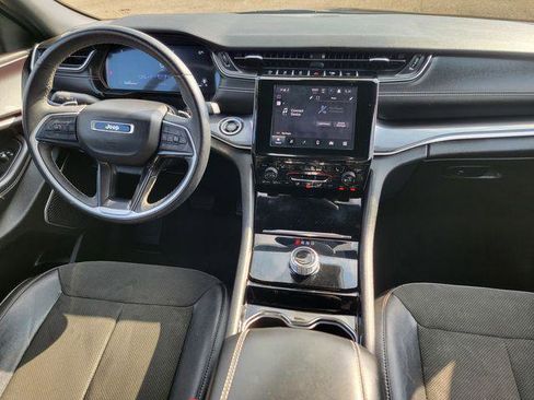 Certified 2022 Jeep Grand Cherokee Altitude image 33