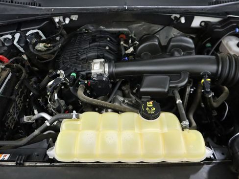 Used 2020 Ford F150 XL image 28