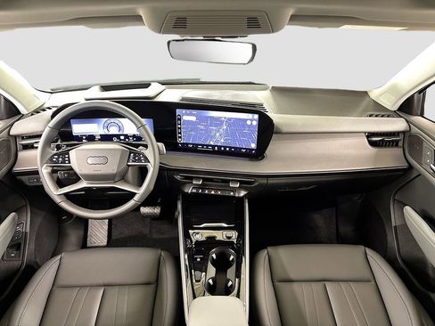 New 2026 Audi Q3 quattro 2.0T AWD/4WD image 9