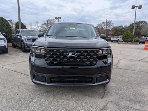New 2026 Ford Maverick XLT FWD image 9