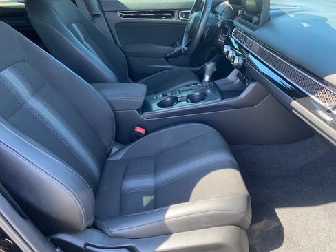Used 2025 Honda Civic Sport image 10