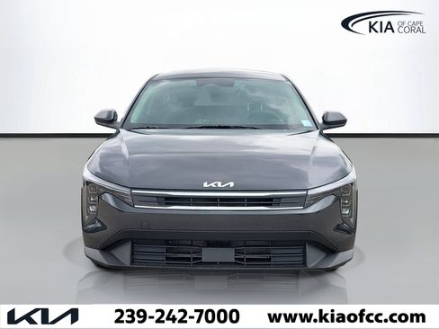 New 2026 Kia K4 FWD image 2