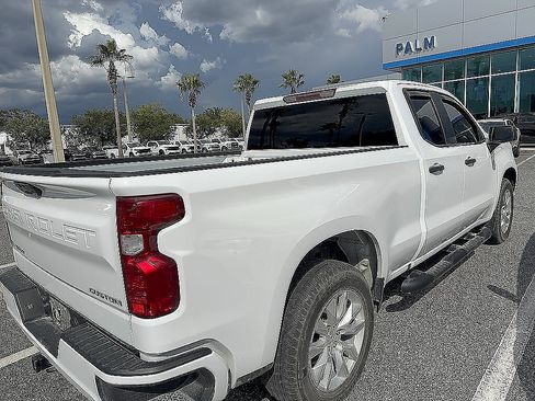 Certified 2023 Chevrolet Silverado 1500 Custom RWD image 40