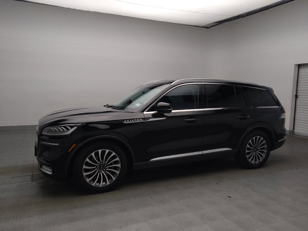 Used 2020 Lincoln Aviator Reserve w/ Elements Package Plus RWD image 2
