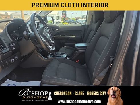 Used 2017 GMC Canyon SLE w/ SLE Convenience Package AWD/4WD image 5