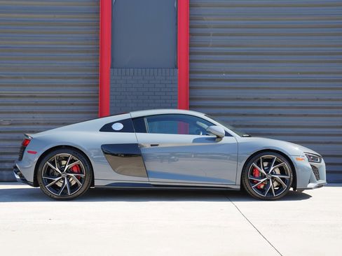 Used 2021 Audi R8 V10 image 11
