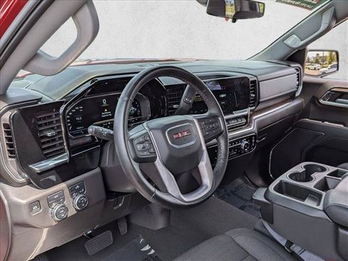 Used 2024 GMC Sierra 1500 Elevation AWD/4WD image 9