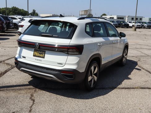 Used 2025 Volkswagen Taos S AWD/4WD image 4