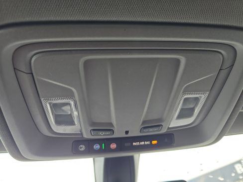 Used 2021 Chevrolet Silverado 1500 RST image 33