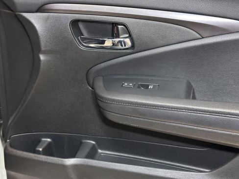 Used 2022 Honda Pilot Sport image 38